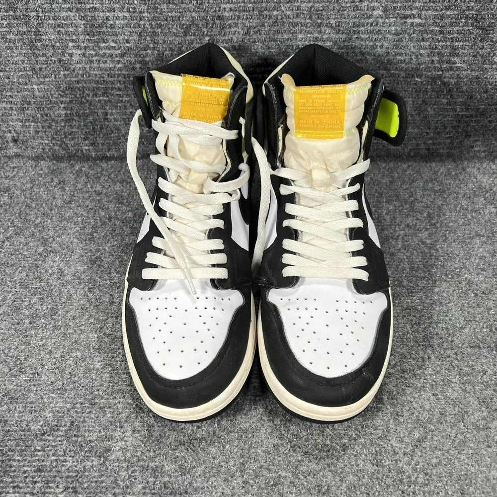Nike Air Jordan 1 Retro High Volt Gold Shoes Mens Size 11‎ Multicolor 555088-118